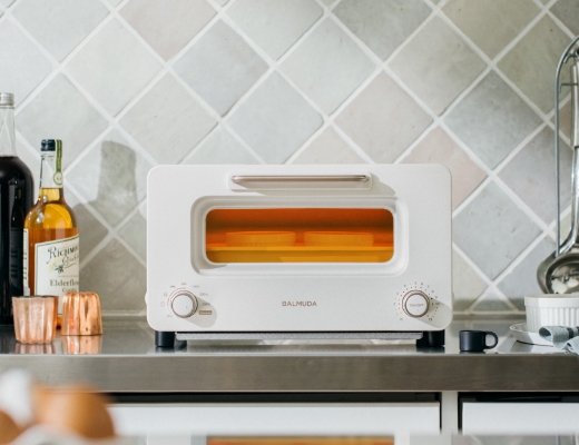 トースターを比較する | Toaster | BALMUDA(バルミューダ)公式 トースターを比較する | Toaster | BALMUDA(バルミューダ)公式