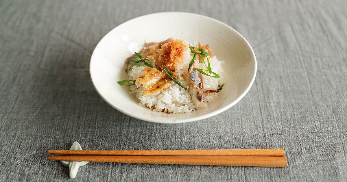 あじの干物まぜごはん | レシピ | BALMUDA The Gohan | BALMUDA