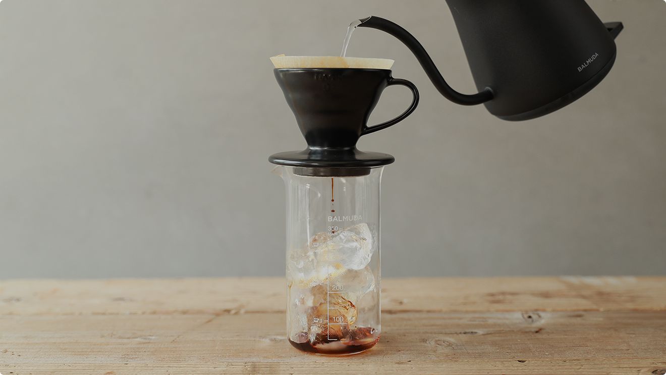 アイスコーヒー（急冷式） | 淹れ方 | BALMUDA The Pot | BALMUDA
