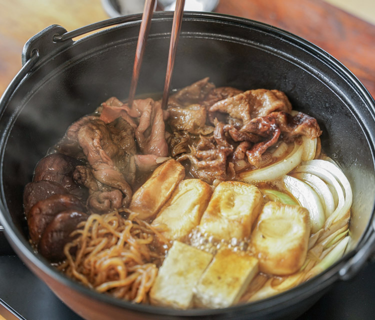 すき焼き | レシピ | Table Stove | BALMUDA（バルミューダ）公式サイト