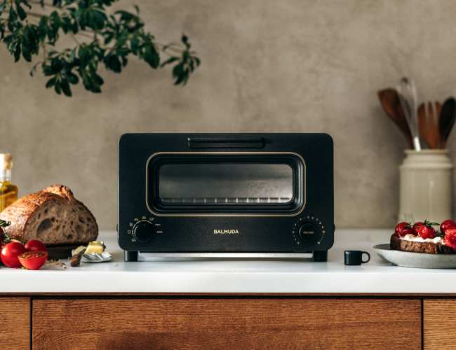 BALMUDA The Toaster Black （バルミューダザトースター） 特徴 | BALMUDA The Toaster | BALMUDA（バルミューダ）公式サイト