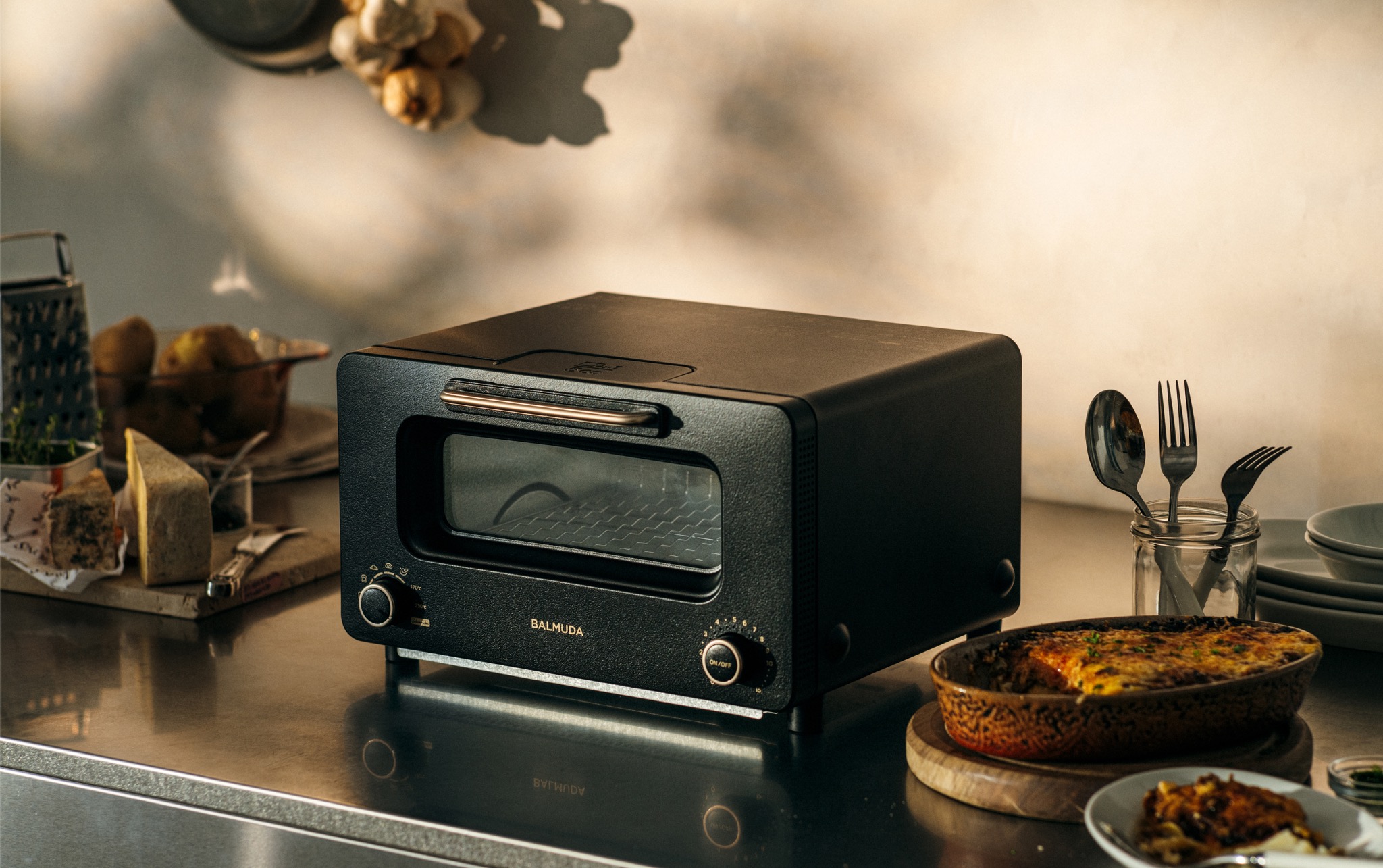 BALMUDA The Toaster Pro 本体 ブラック Proモデル | BALMUDA The Toaster | BALMUDA（バルミューダ）公式サイト